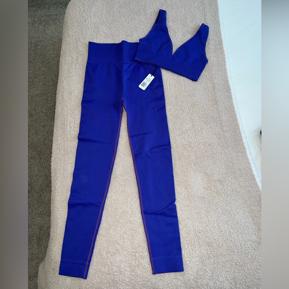 WeWoreWhat Workout Set